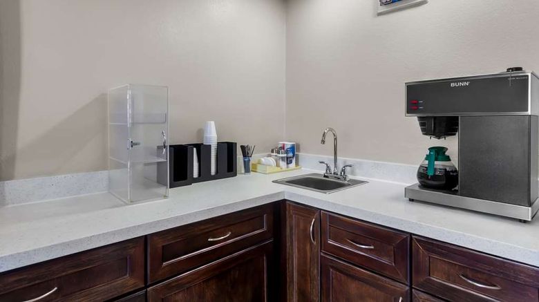 <b>Americas Best Value Inn Restaurant</b>. Images powered by <a href="https://iceportal.shijigroup.com/" title="IcePortal" target="_blank">IcePortal</a>.