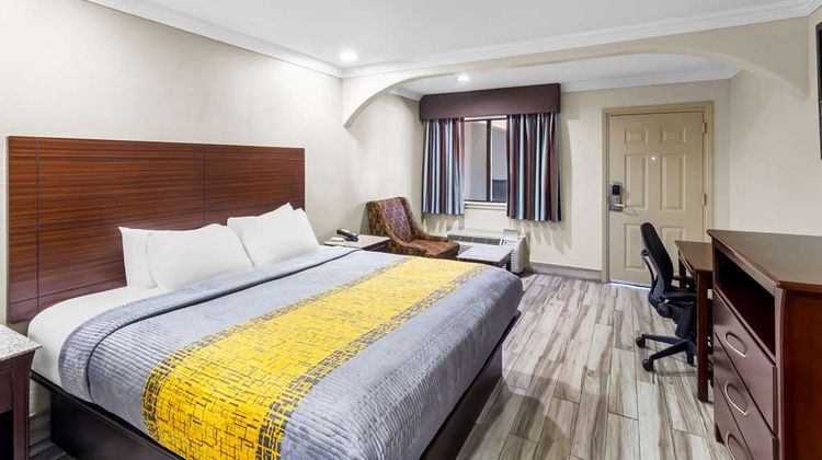 Americas Best Value Inn Suite