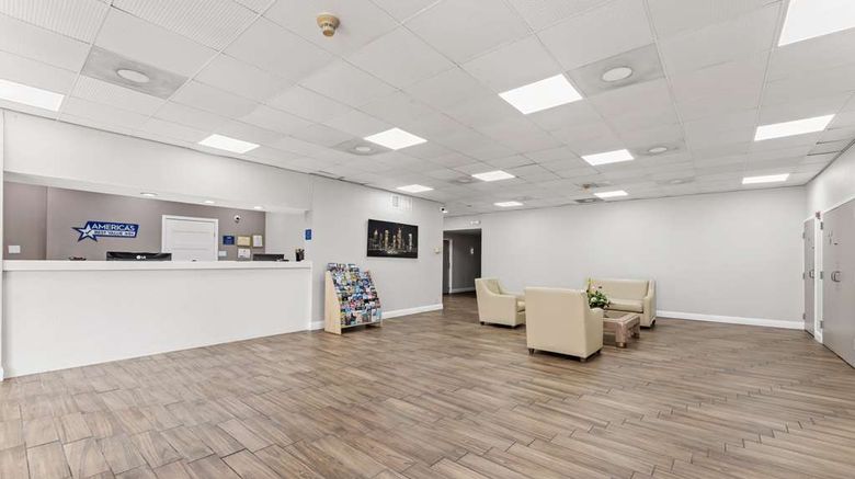 <b>Americas Best Value Inn Lobby</b>. Images powered by <a href="https://iceportal.shijigroup.com/" title="IcePortal" target="_blank">IcePortal</a>.