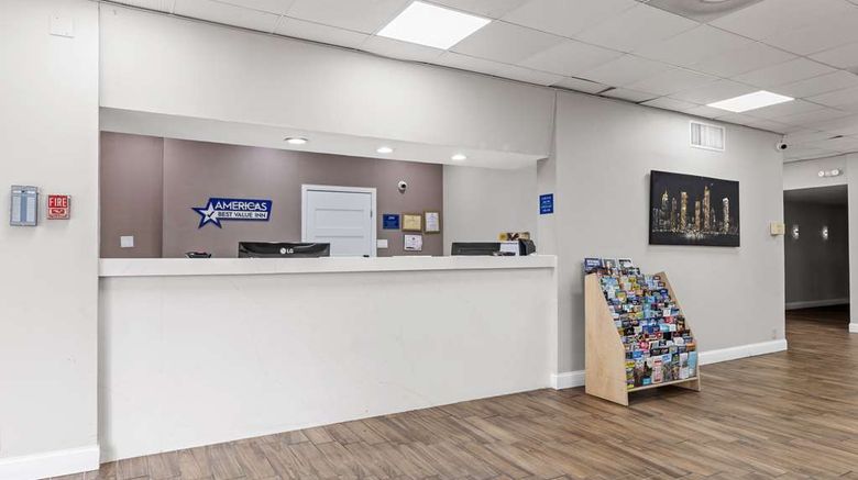 <b>Americas Best Value Inn Lobby</b>. Images powered by <a href="https://iceportal.shijigroup.com/" title="IcePortal" target="_blank">IcePortal</a>.