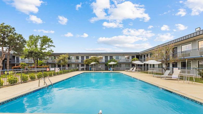 <b>Americas Best Value Inn Pool</b>. Images powered by <a href="https://iceportal.shijigroup.com/" title="IcePortal" target="_blank">IcePortal</a>.