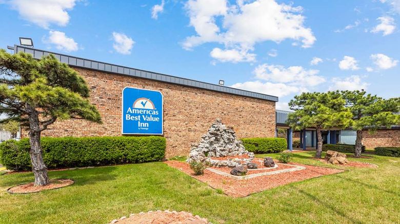 <b>Americas Best Value Inn Exterior</b>. Images powered by <a href="https://iceportal.shijigroup.com/" title="IcePortal" target="_blank">IcePortal</a>.
