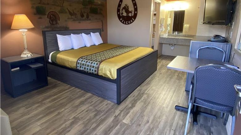 <b>Americas Best Value Inn-The Legends Inn Room</b>. Images powered by <a href="https://iceportal.shijigroup.com/" title="IcePortal" target="_blank">IcePortal</a>.