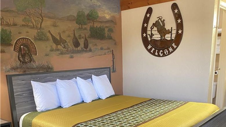 <b>Americas Best Value Inn-The Legends Inn Room</b>. Images powered by <a href="https://iceportal.shijigroup.com/" title="IcePortal" target="_blank">IcePortal</a>.