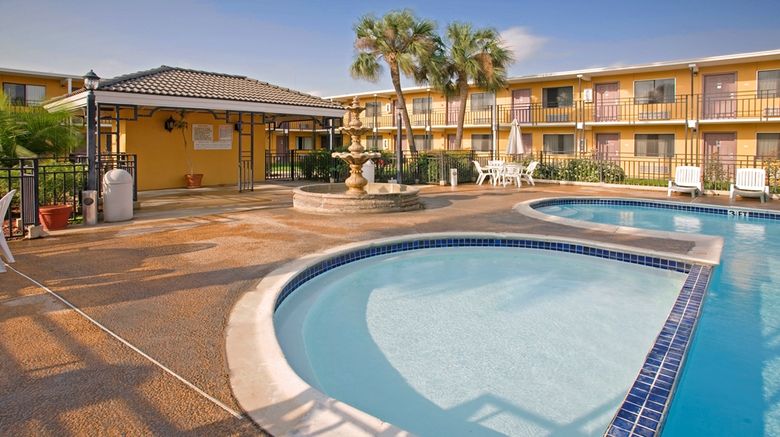 <b>Americas Best Value Inn Pool</b>. Images powered by <a href="https://iceportal.shijigroup.com/" title="IcePortal" target="_blank">IcePortal</a>.