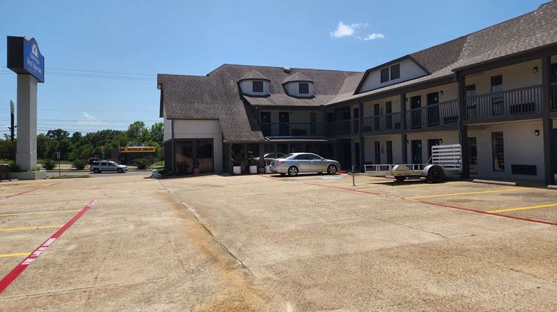 Americas Best Value Inn Longview Exterior. Images powered by <a href="https://iceportal.shijigroup.com" target="_blank" rel="noopener">Ice Portal</a>.