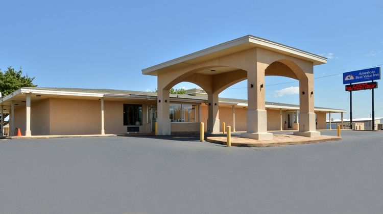 Americas Best Value Inn Exterior