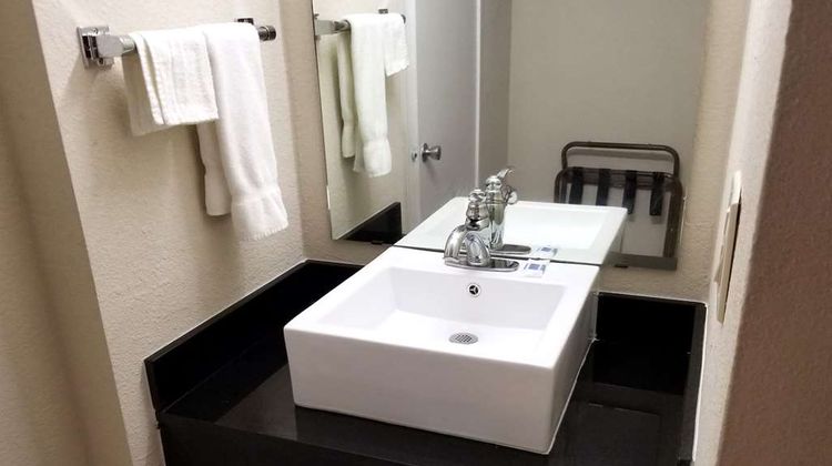 Americas Best Value Inn - Marshall Room