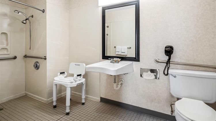 Americas Best Value Midlothian Room