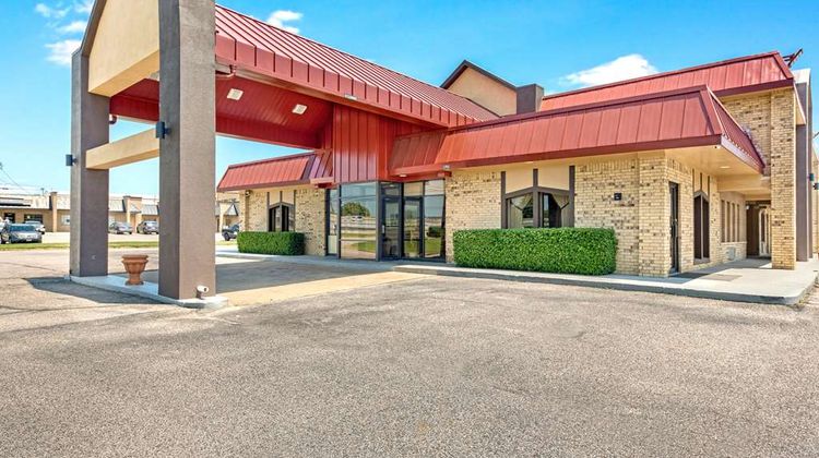 Americas Best Value Inn Paris Exterior