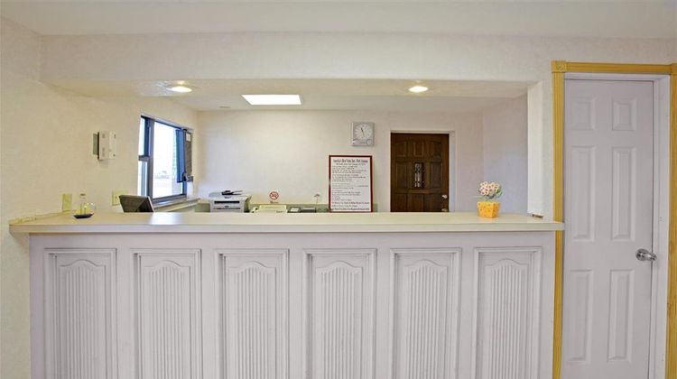 Americas Best Value Inn Port Aransas Lobby