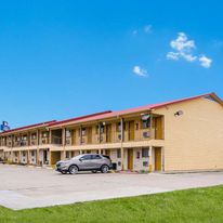 Americas Best Value Inn Refugio