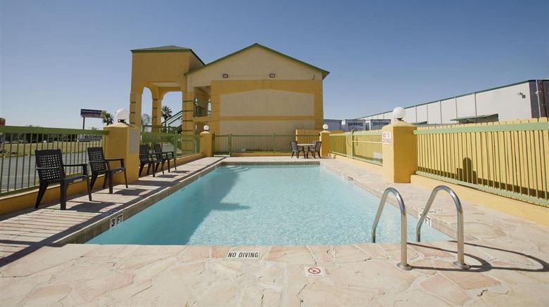 <b>Americas Best Value Inn AT&T Center Pool</b>. Images powered by <a href="https://iceportal.shijigroup.com/" title="IcePortal" target="_blank">IcePortal</a>.
