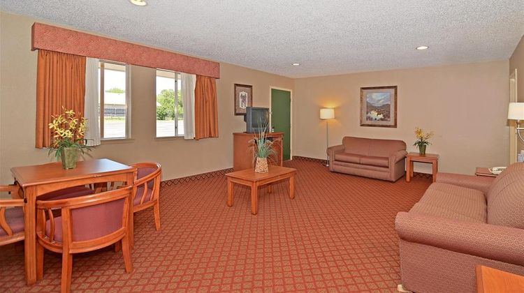Americas Best Value Inn Stephenville Suite