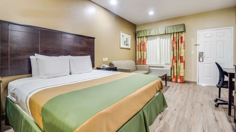 Americas Best Value Inn Tomball Room