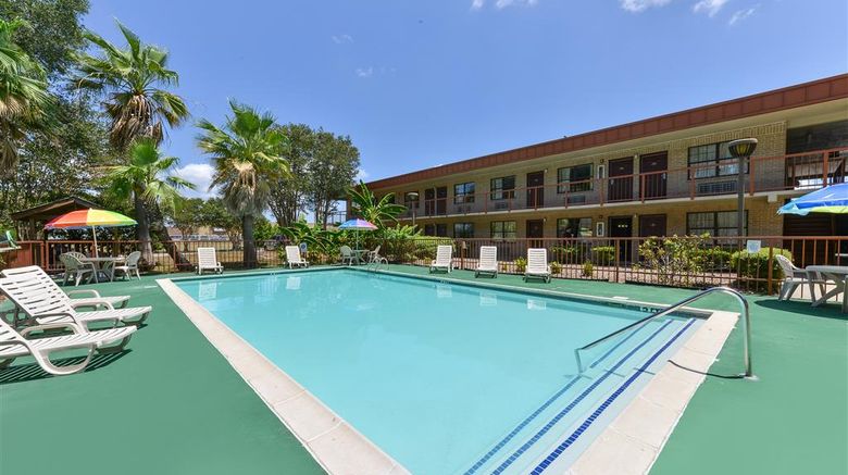 <b>Americas Best Value Inn Pool</b>. Images powered by <a href="https://iceportal.shijigroup.com/" title="IcePortal" target="_blank">IcePortal</a>.