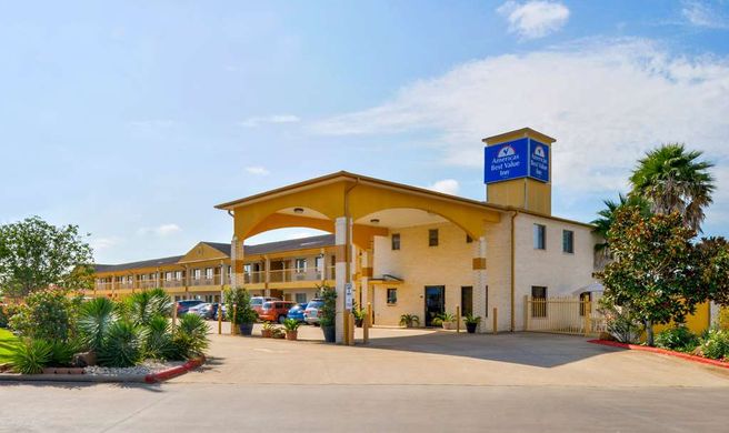 Americas Best Value Inn & Suites-Waller Exterior