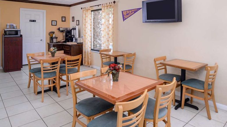<b>Americas Best Value Inn & Suites-Waller Restaurant</b>. Images powered by <a href="https://iceportal.shijigroup.com/" title="IcePortal" target="_blank">IcePortal</a>.