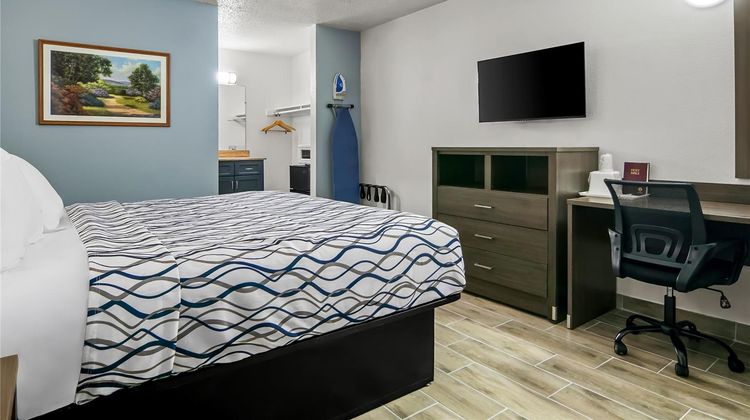 Americas Best Value Inn Room