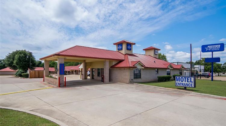 Americas Best Value Inn Exterior