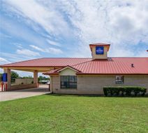 Americas Best Value Inn Exterior