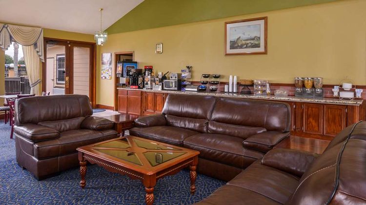Americas Best Value Inn Lobby