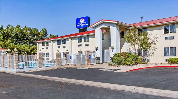 Americas Best Value Inn Exterior