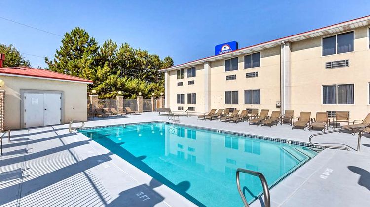 Americas Best Value Inn Pool