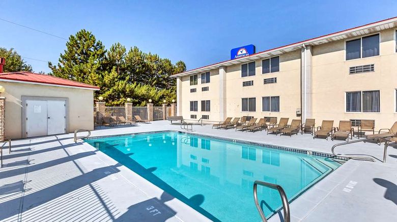 <b>Americas Best Value Inn Pool</b>. Images powered by <a href="https://iceportal.shijigroup.com/" title="IcePortal" target="_blank">IcePortal</a>.