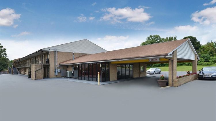 Americas Best Value Inn-Fredericksburg N Exterior