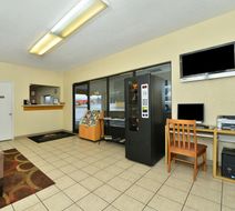 Americas Best Value Inn-Fredericksburg N Lobby