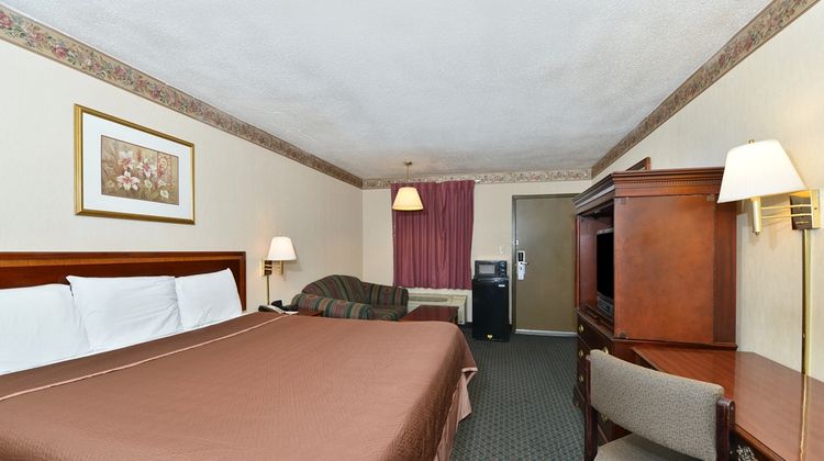 Americas Best Value Inn-Fredericksburg N Room