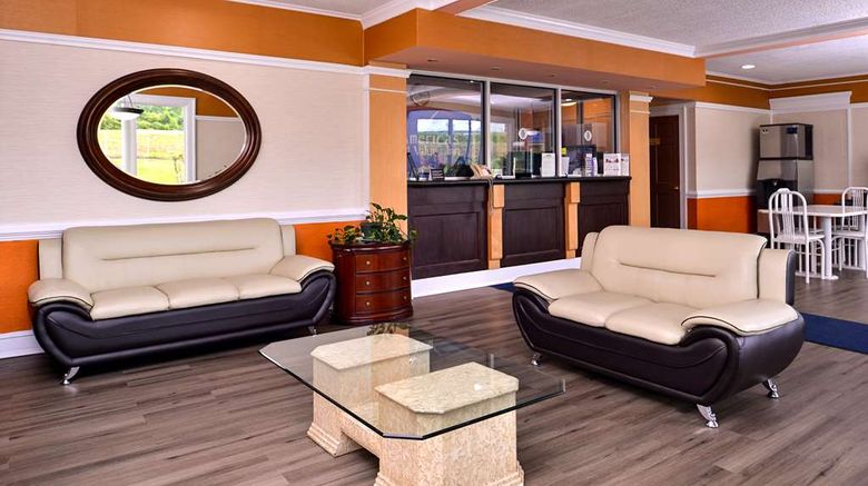 <b>Americas Best Value Inn Richmond South Lobby</b>. Images powered by <a href="https://iceportal.shijigroup.com/" title="IcePortal" target="_blank">IcePortal</a>.