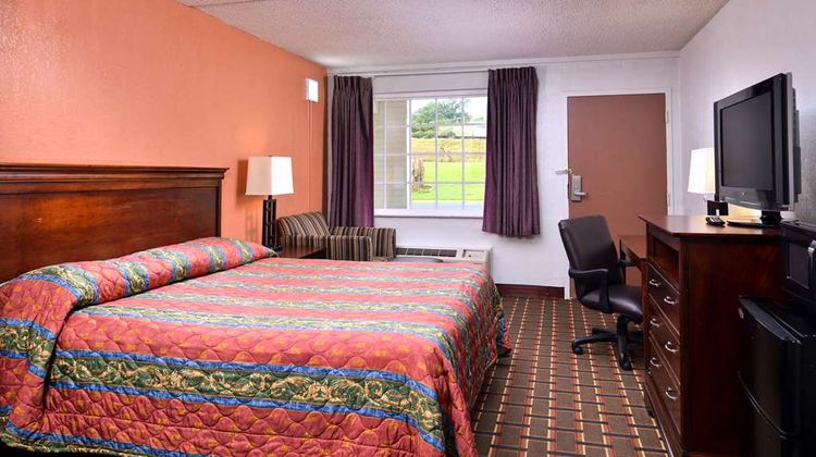 Americas Best Value Inn Richmond South Room