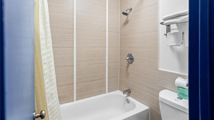 Americas Best Value Inn Richmond South Room
