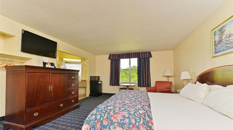 Americas Best Value Inn Room