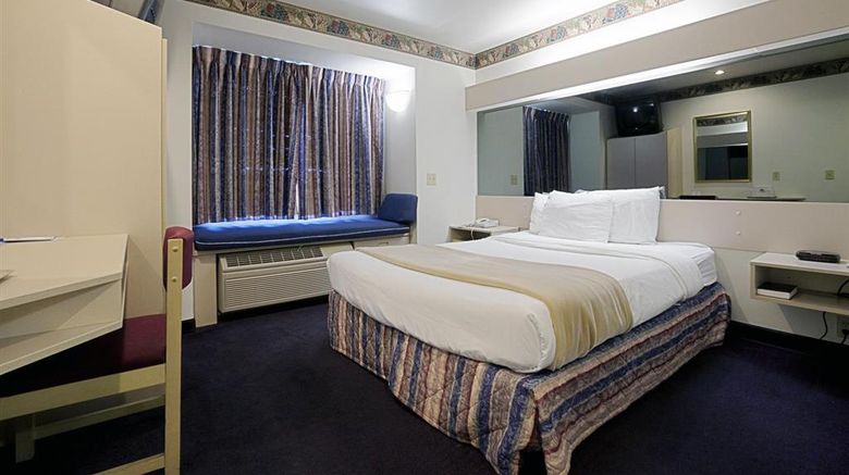 <b>Americas Best Value Inn & Suites Room</b>. Images powered by <a href="https://iceportal.shijigroup.com/" title="IcePortal" target="_blank">IcePortal</a>.