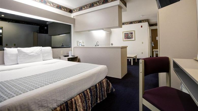 <b>Americas Best Value Inn & Suites Suite</b>. Images powered by <a href="https://iceportal.shijigroup.com/" title="IcePortal" target="_blank">IcePortal</a>.