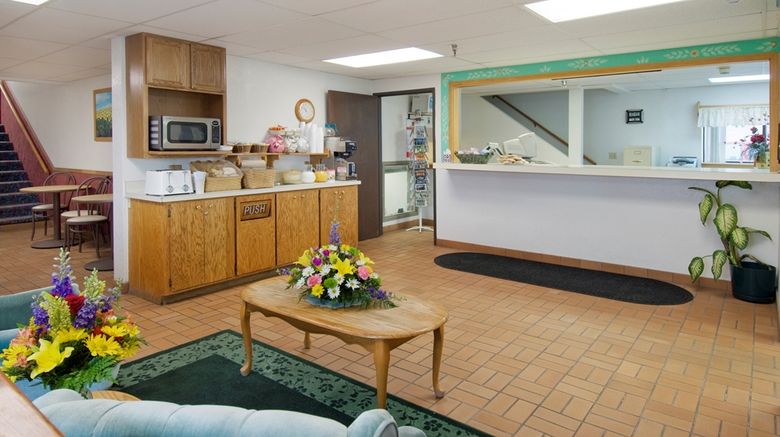 <b>Americas Best Value Inn Lobby</b>. Images powered by <a href="https://iceportal.shijigroup.com/" title="IcePortal" target="_blank">IcePortal</a>.
