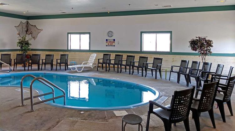 Americas Best Value Inn Pool