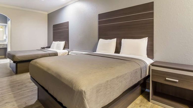 <b>Americas Best Value Platinum Inn & Stes Room</b>. Images powered by <a href="https://iceportal.shijigroup.com/" title="IcePortal" target="_blank">IcePortal</a>.