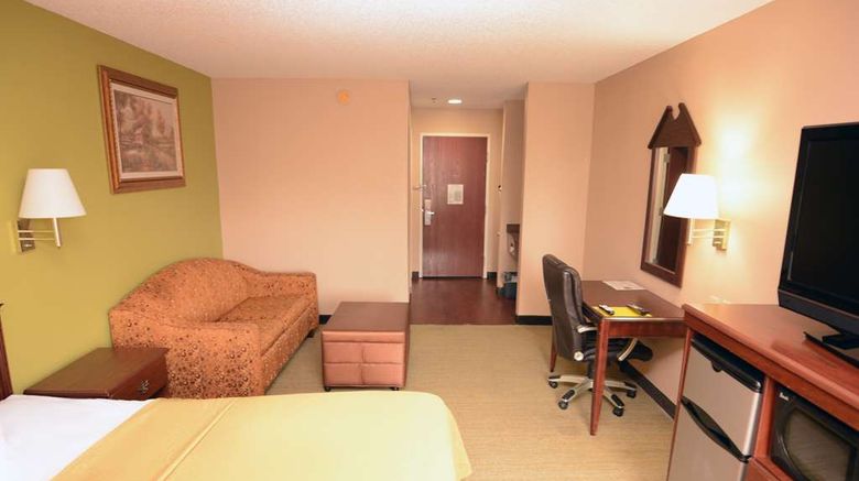 <b>Jameson Inn Hazlehurst Suite</b>. Images powered by <a href="https://iceportal.shijigroup.com/" title="IcePortal" target="_blank">IcePortal</a>.