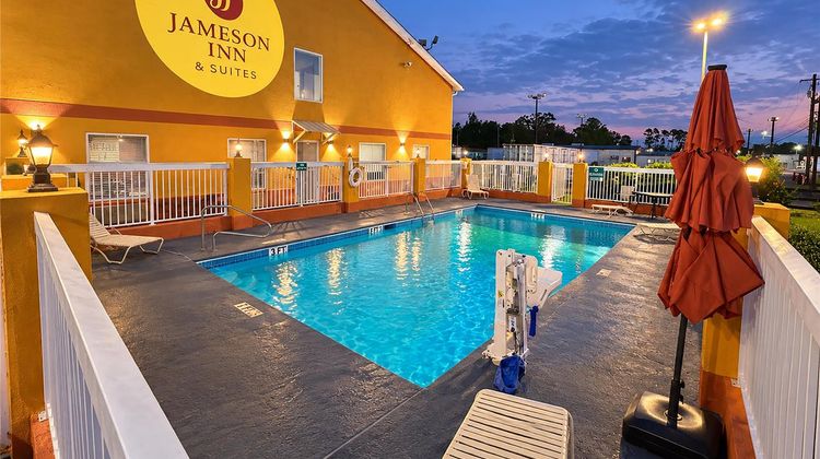 Jameson Inn Hazlehurst Pool