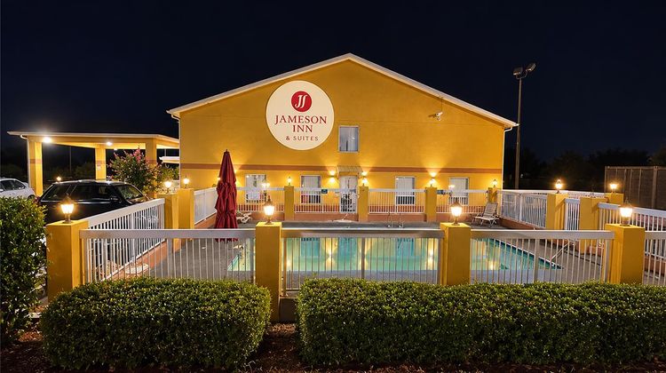 Jameson Inn Hazlehurst Pool