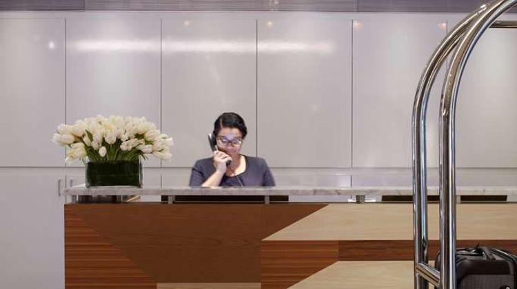 The Fifty Sonesta New York Lobby