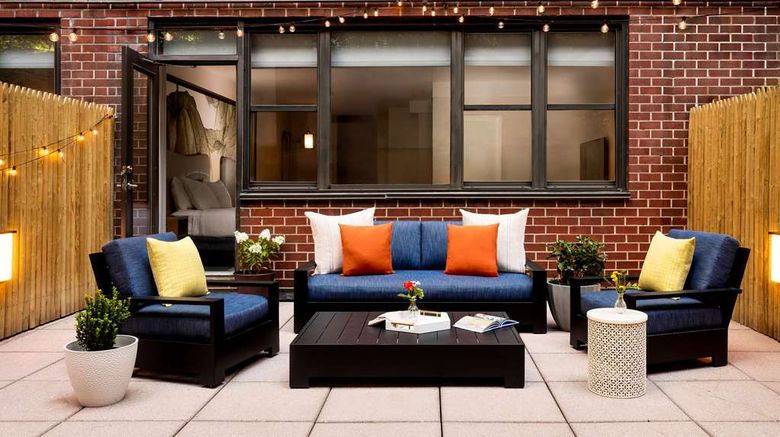 <b>The Gardens Sonesta ES Suites New York Exterior</b>. Images powered by <a href="https://iceportal.shijigroup.com/" title="IcePortal" target="_blank">IcePortal</a>.
