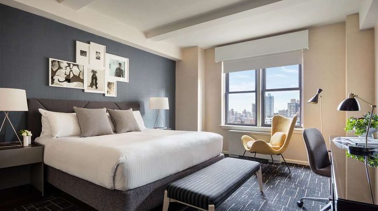 <b>The Shelburne Sonesta New York Room</b>. Images powered by <a href="https://iceportal.shijigroup.com/" title="IcePortal" target="_blank">IcePortal</a>.