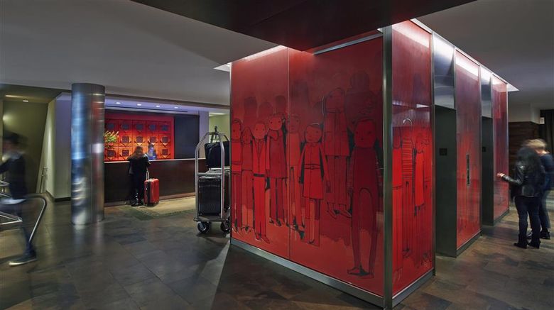 <b>The Shelburne Sonesta New York Lobby</b>. Images powered by <a href="https://iceportal.shijigroup.com/" title="IcePortal" target="_blank">IcePortal</a>.