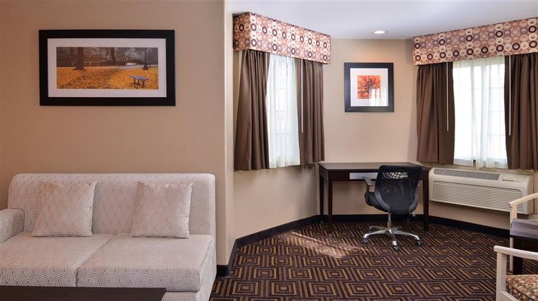 <b>Americas Best Value Inn & Suites Madera Room</b>. Images powered by <a href="https://iceportal.shijigroup.com/" title="IcePortal" target="_blank">IcePortal</a>.