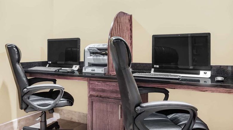 <b>Ramada Macon Other</b>. Images powered by <a href="https://iceportal.shijigroup.com/" title="IcePortal" target="_blank">IcePortal</a>.